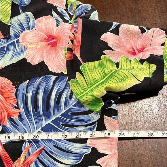 Tommy Bahama Hibiscus Grove 100% Silk Short Sleeve Camp Floral Black Pink - Picture 14 of 16